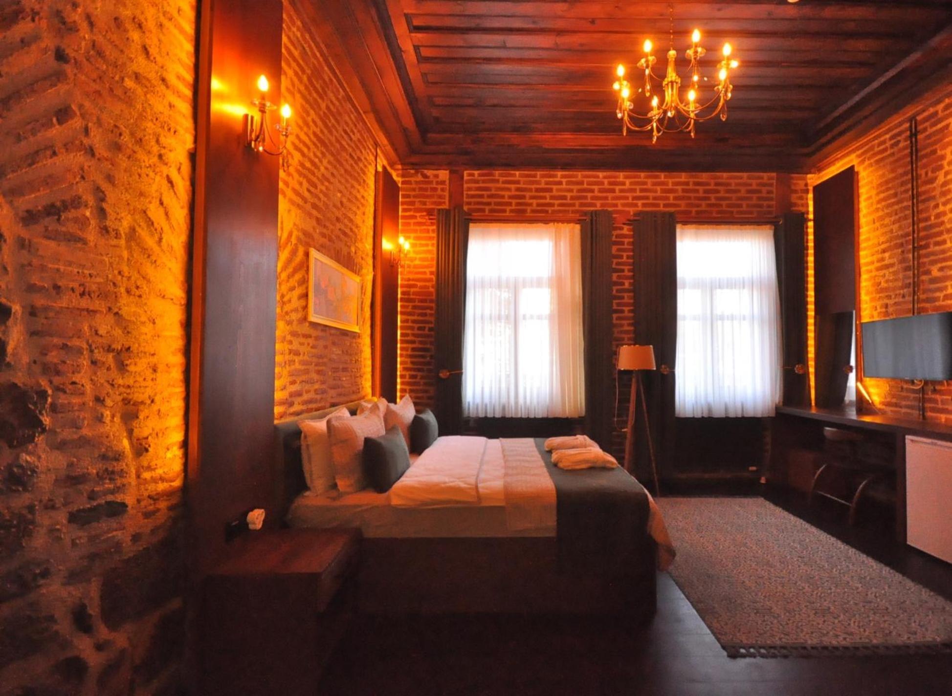 Mihman Konak Hotel Kars Esterno foto