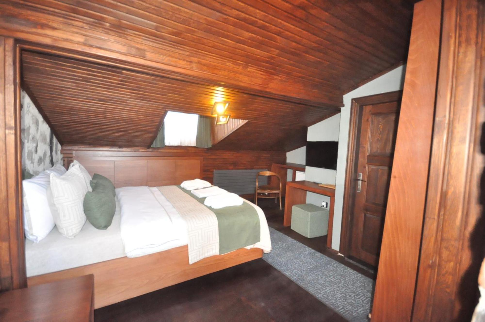 Mihman Konak Hotel Kars Esterno foto