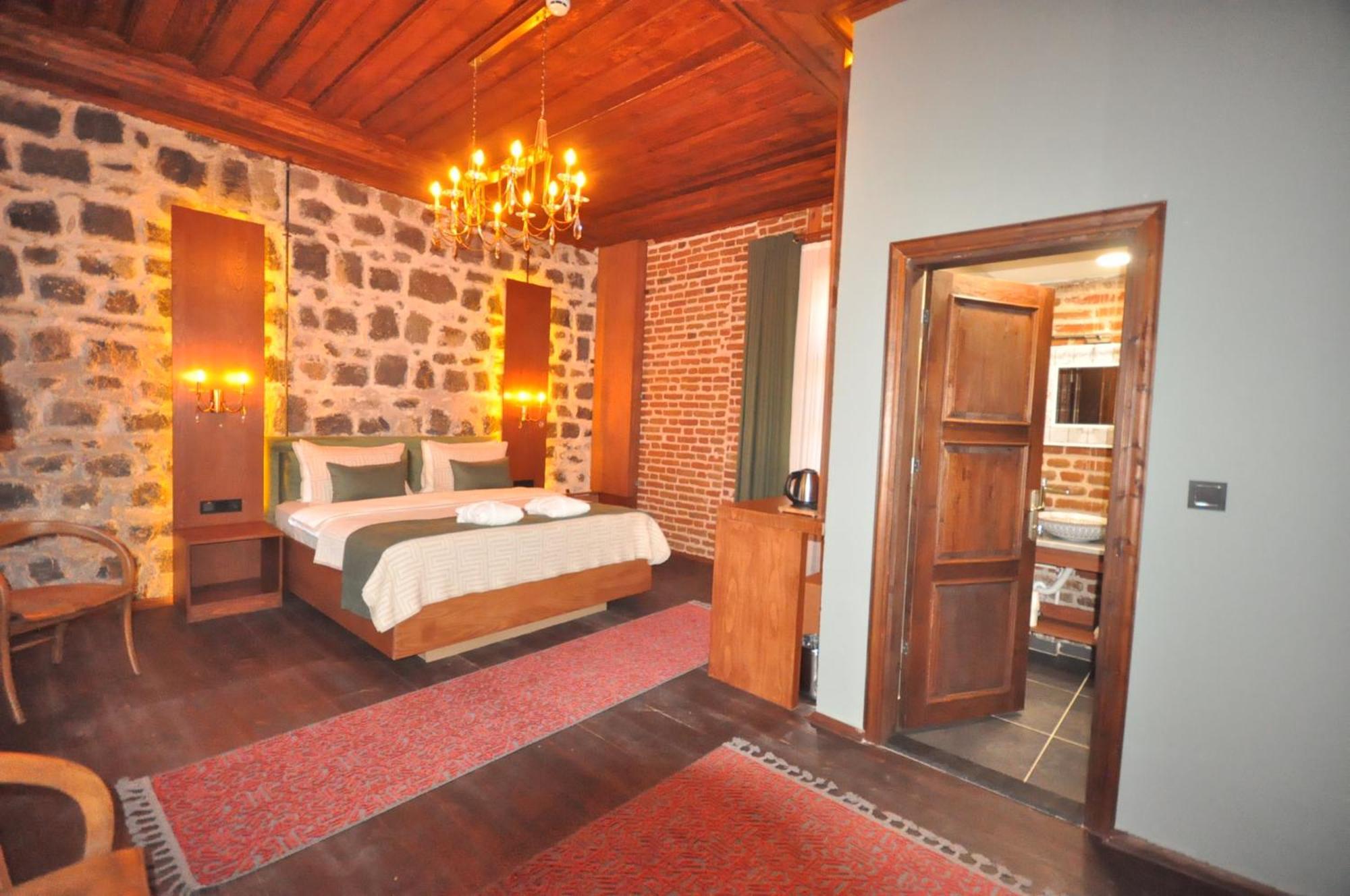 Mihman Konak Hotel Kars Esterno foto