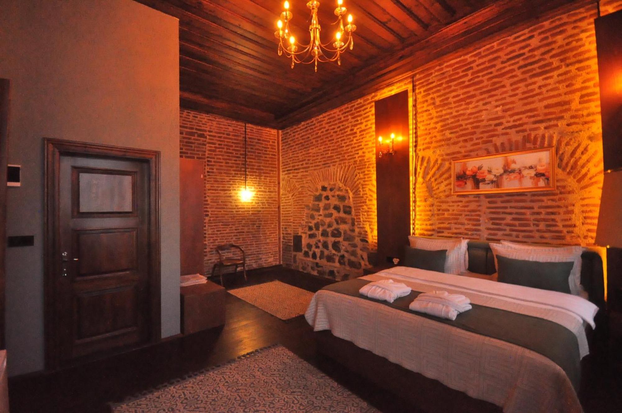 Mihman Konak Hotel Kars Esterno foto