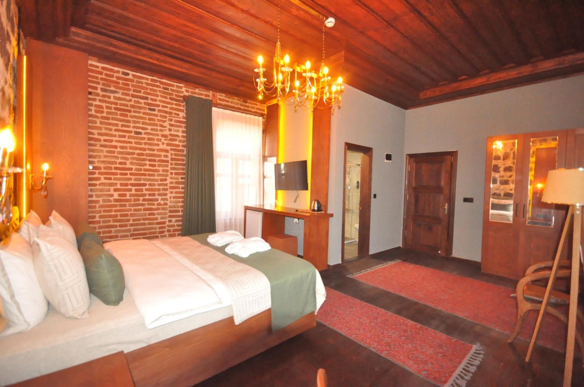 Mihman Konak Hotel Kars Esterno foto